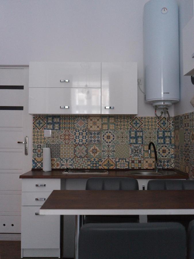 Old Town Apartment *